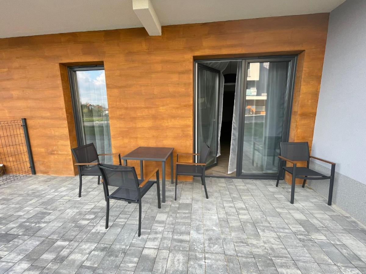 Apartament Roza 1 Zator - 2 Km Od Energylandii Εξωτερικό φωτογραφία